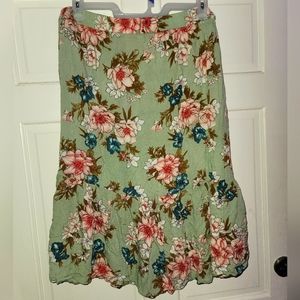 Moda, XL, flowy, floral skirt with elastic waist